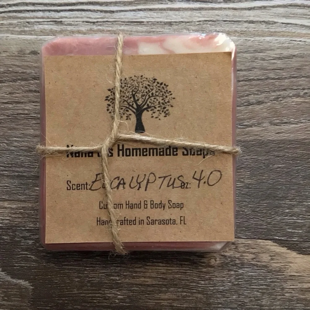 Handcrafted Green Tea and Eucalyptus Bar Soap NWT